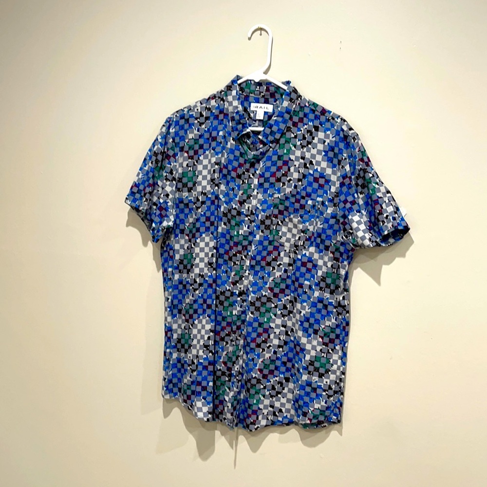 Shirtsleeve digital print button down